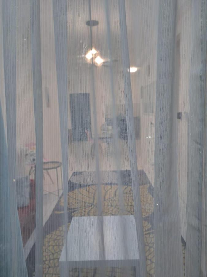 Impiana Homestay Near Putrajaya, Cyberjaya, Musliem Only,Wifi,Netflix カンパング・デンキル エクステリア 写真
